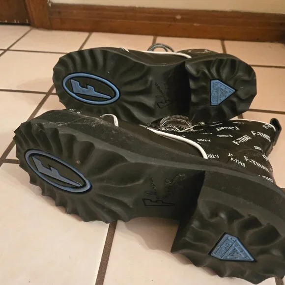 Fluevog Revna Size 7. Black & White F-This F-That platform boot. $200. LIke New - Picture 3 of 4